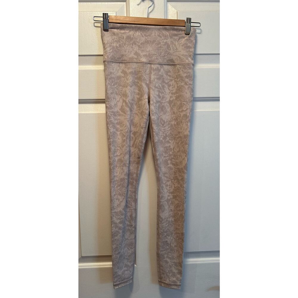 Athleta Elation Textured Tight Leggings Frosted Floral Pink, Size XS